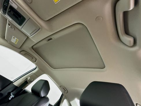 Used 2025 Honda Accord Touring image 27