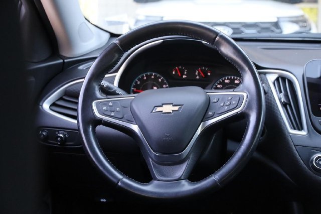 Used 2022 Chevrolet Malibu RS FWD image 23