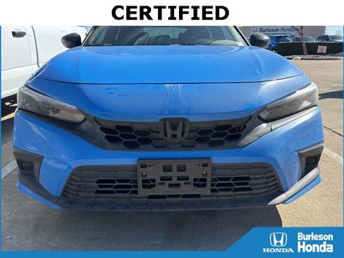 Used 2024 Honda Civic Sport image 2