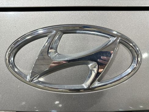 Used 2022 Hyundai Elantra SEL w/ Convenience Package image 26