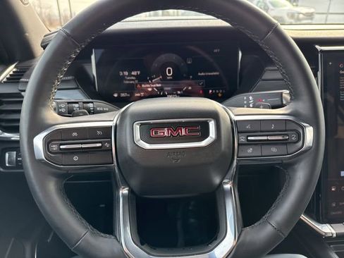 Certified 2025 GMC Acadia Elevation image 32