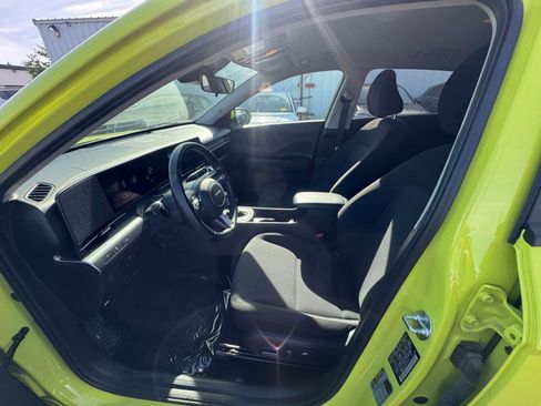 Used 2025 Hyundai Kona SEL image 27