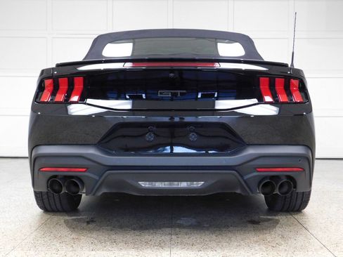 Used 2025 Ford Mustang GT Premium RWD image 11