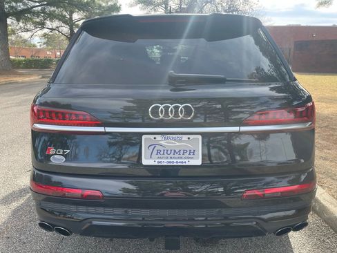 Used 2020 Audi SQ7 Prestige w/ Prestige Package image 4