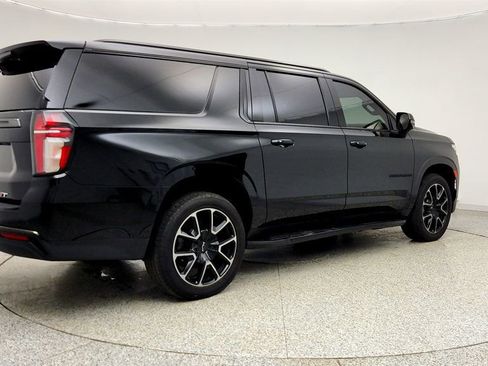 Used 2021 Chevrolet Suburban RST w/ Luxury Package AWD/4WD image 5