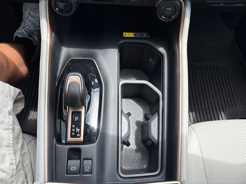 Used 2024 Toyota Grand Highlander AWD Hybrid image 18