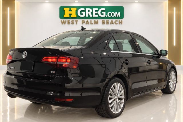 Used 2016 Volkswagen Jetta SEL FWD image 6