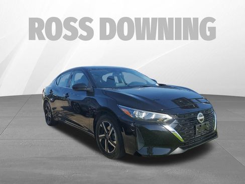 Used 2024 Nissan Sentra SV FWD image 3
