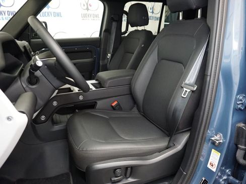 Used 2025 Land Rover Defender 110 S image 9