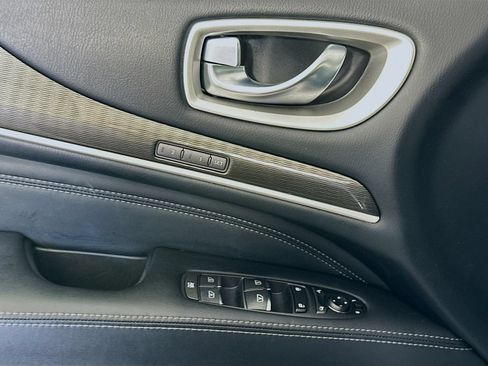 Used 2020 INFINITI QX60 Luxe w/ Essential Package AWD/4WD image 18