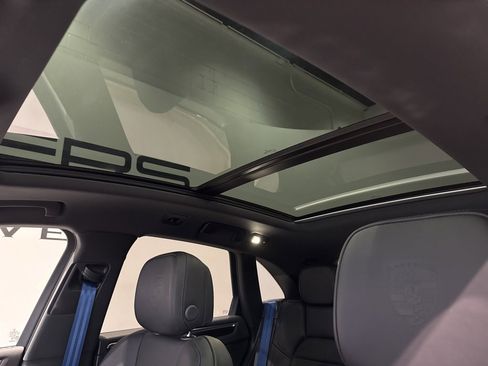 Used 2025 Porsche Macan GTS image 15