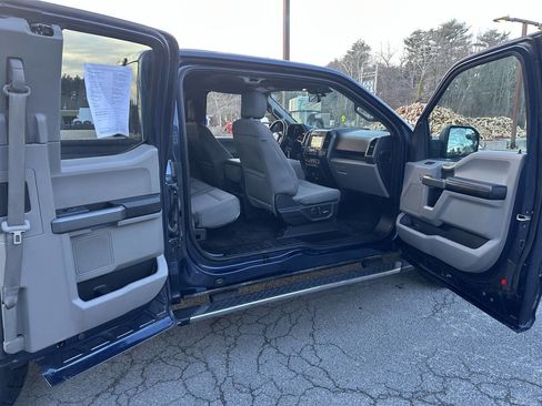 Used 2018 Ford F150 XLT w/ Equipment Group 302A Luxury image 11
