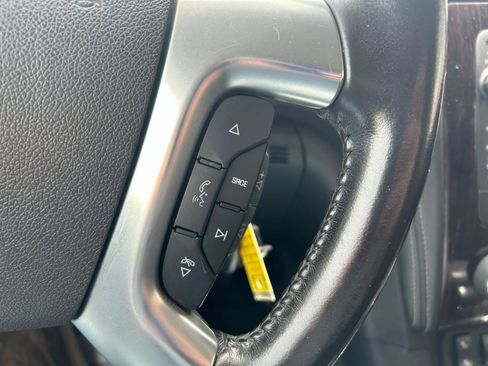Used 2017 Chevrolet Traverse LT w/ Style and Technology Package AWD/4WD image 20