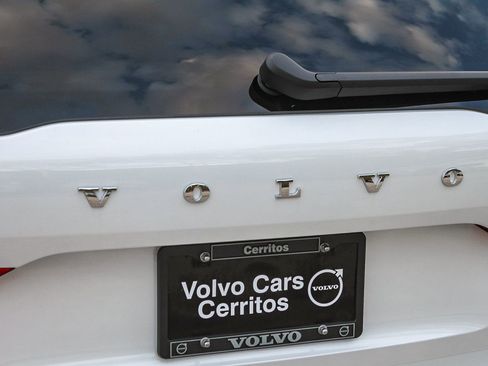 New 2026 Volvo XC60 T8 Plus w/ Climate Package PRO image 10