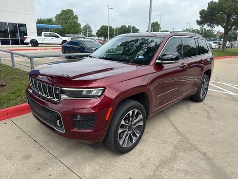 Used 2021 Jeep Grand Cherokee L Overland w/ Advanced Protech Group III AWD/4WD image 2