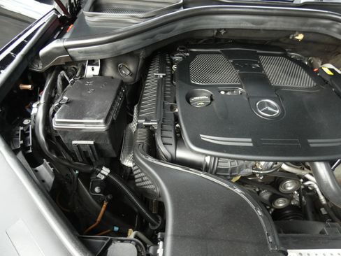 Used 2016 Mercedes-Benz GLE 350 w/ Premium Package image 83