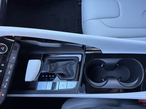 New 2026 Hyundai Elantra Limited w/ Cargo Package image 32