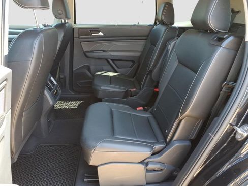 Used 2023 Volkswagen Atlas SE w/ Black Wheel Package FWD image 23