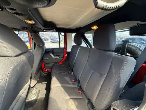 Used 2014 Jeep Wrangler Unlimited Sport AWD/4WD image 25