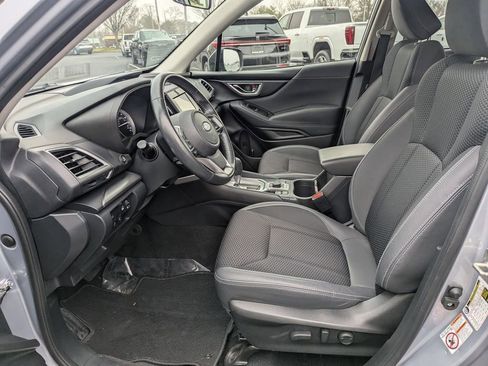Used 2019 Subaru Forester Premium image 13