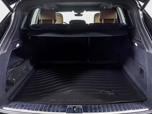 Certified 2024 Porsche Cayenne w/ Premium Package Plus (PFM) image 30