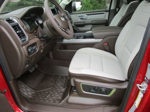 New 2026 RAM 1500 Laramie w/ Laramie Southwest Edition AWD/4WD image 33