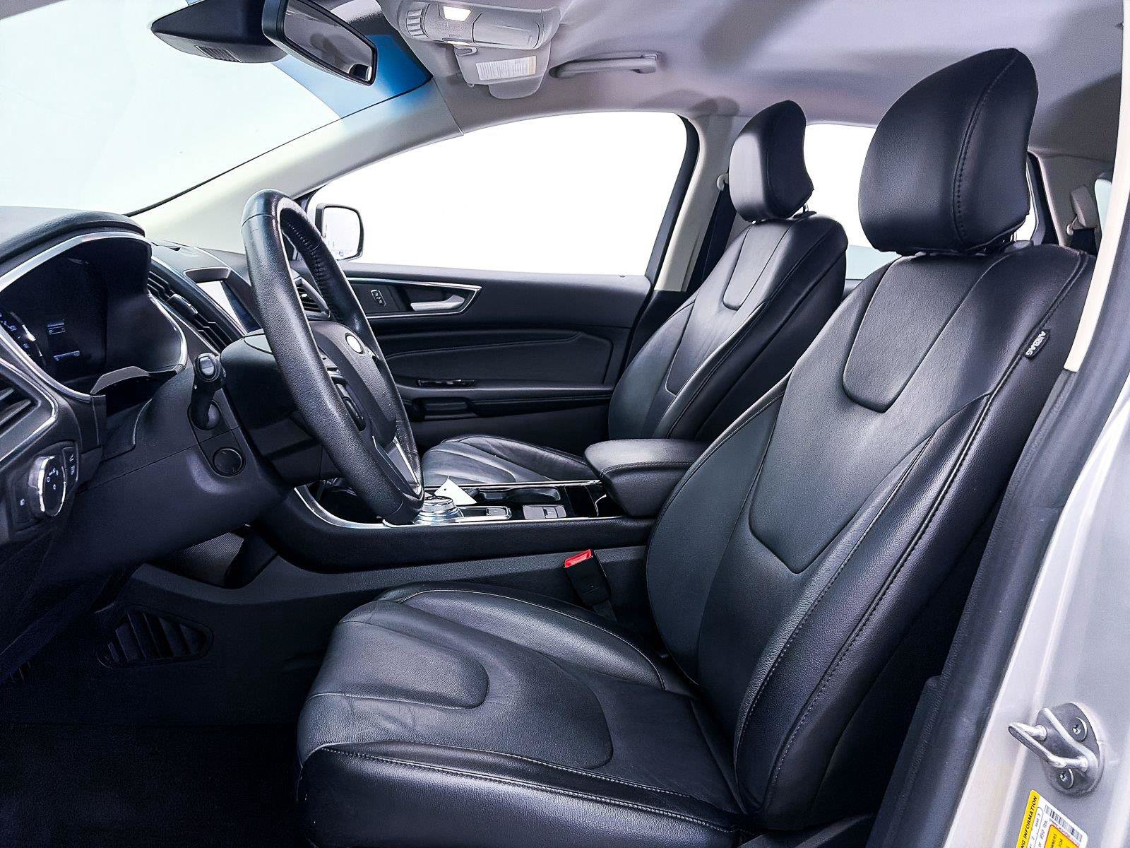 Used 2019 Ford Edge Titanium FWD image 18
