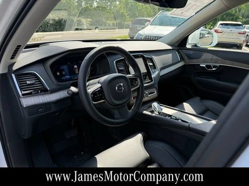 Used 2024 Volvo XC90 B6 Ultimate AWD/4WD image 12