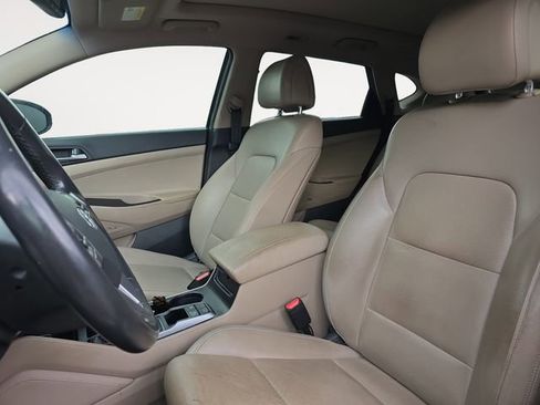 Used 2017 Hyundai Tucson Limited w/ Limited Ultimate Package 03 FWD image 9