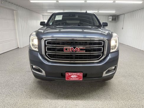 Used 2020 GMC Yukon XL SLT w/ Open Road Package AWD/4WD image 3