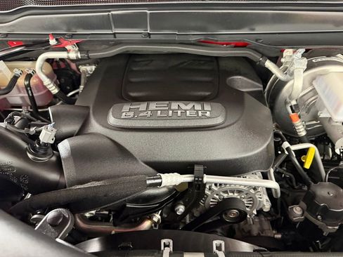 Used 2024 RAM 2500 Big Horn w/ Bed Utility Group image 33