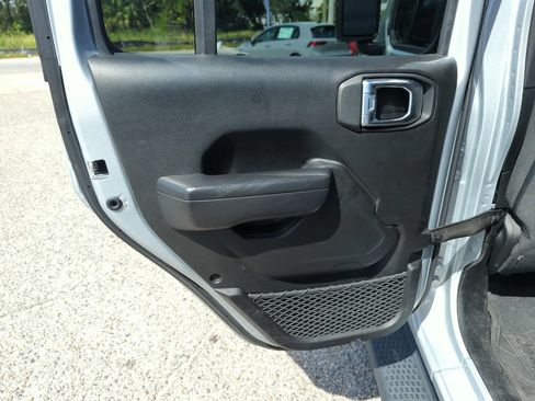Used 2024 Jeep Wrangler Unlimited Sport AWD/4WD image 26