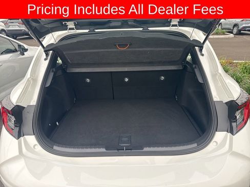 Used 2025 Toyota Corolla SE FWD image 11