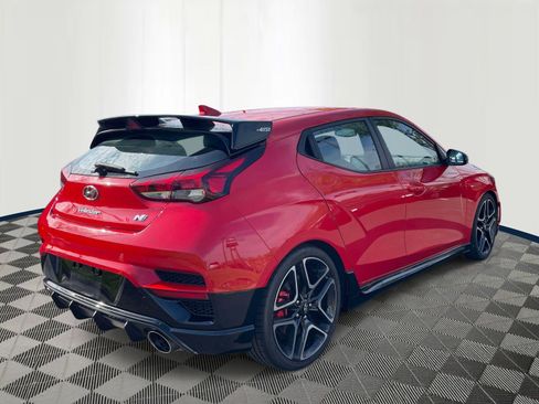 Used 2020 Hyundai Veloster N w/ Performance Package image 5
