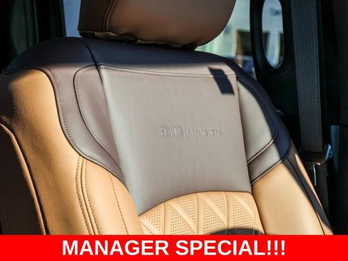New 2025 RAM 2500 Big Horn AWD/4WD image 29