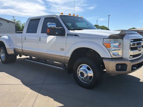 Used 2012 Ford F350 King Ranch w/ King Ranch w/Chrome Pkg AWD/4WD image 36