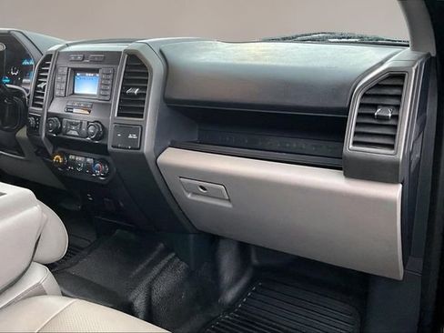 Used 2022 Ford F350 XL w/ Power Equipment Group image 21