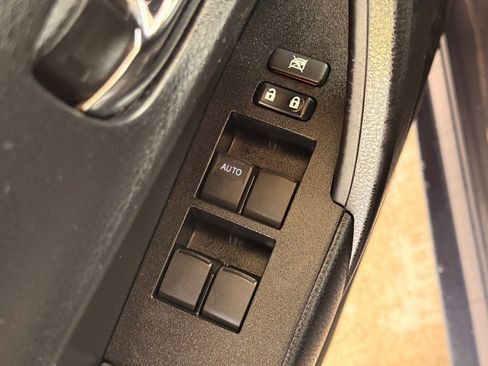 Used 2014 Toyota Corolla S Premium w/ Driver Convenience Package image 29