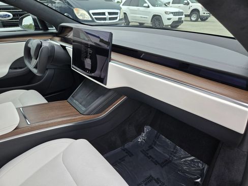 Used 2023 Tesla Model S Standard Range AWD/4WD image 21
