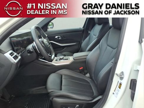 Used 2025 BMW 330i Sedan RWD image 23