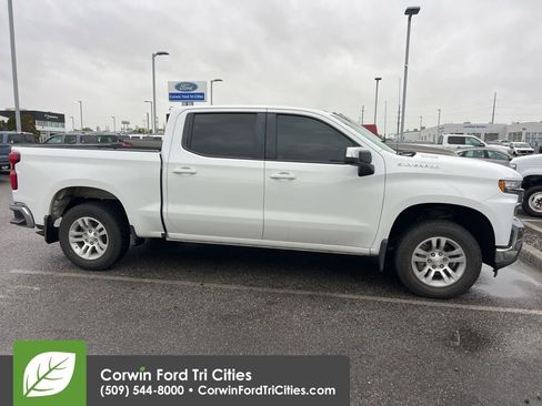 Used 2021 Chevrolet Silverado 1500 LT image 10