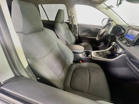 Used 2019 Toyota RAV4 LE w/ All Weather Liner Package AWD/4WD image 25