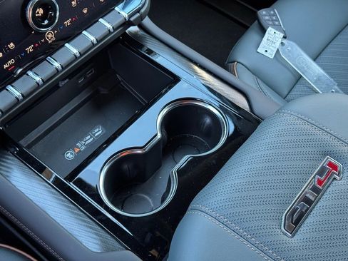 New 2026 GMC Yukon AT4 w/ AT4 Premium Plus Package image 32