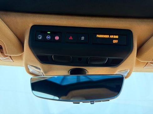 Used 2022 Chevrolet Corvette Stingray Premium Cpe w/ Z51 Performance Package image 33