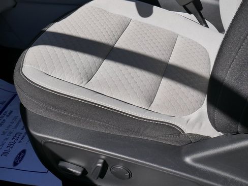 Used 2023 Ford Escape Active image 31