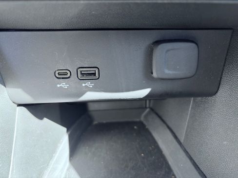 Used 2024 Buick Encore GX Sport Touring w/ Comfort Package image 19