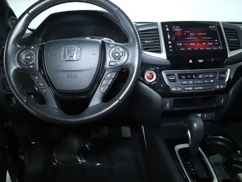 Used 2019 Honda Ridgeline Black Edition image 40