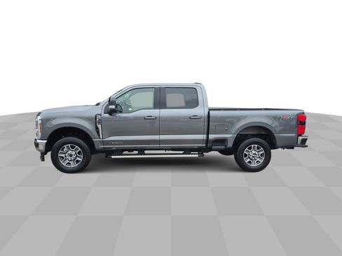 Used 2025 Ford F250 Lariat AWD/4WD image 6