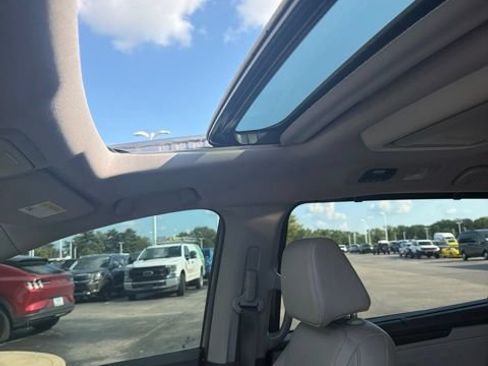 Used 2020 Honda Odyssey Elite image 24