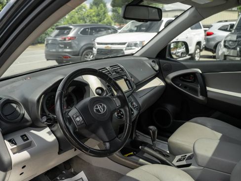 Used 2012 Toyota RAV4 Limited w/ Navigation Value Pkg AWD/4WD image 6